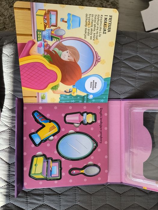 Szafa barbie plus zestaw zabawek