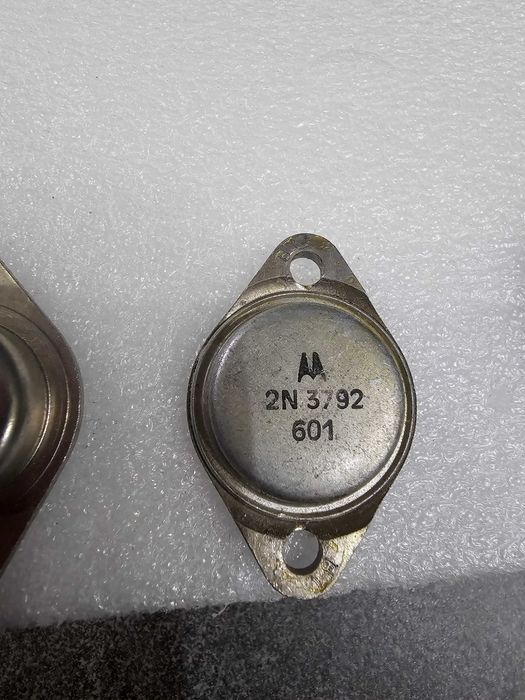 Tranzystor BUYP 52, 2N3055, 2N3792, 44A3915 - 31szt
