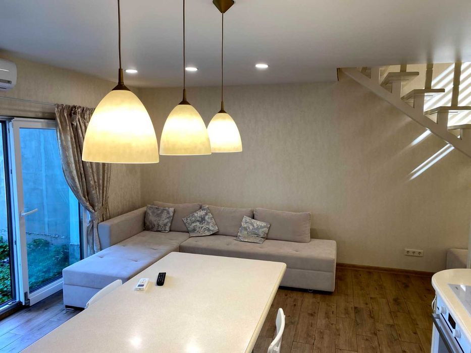 Ваш новий дім на Руставі