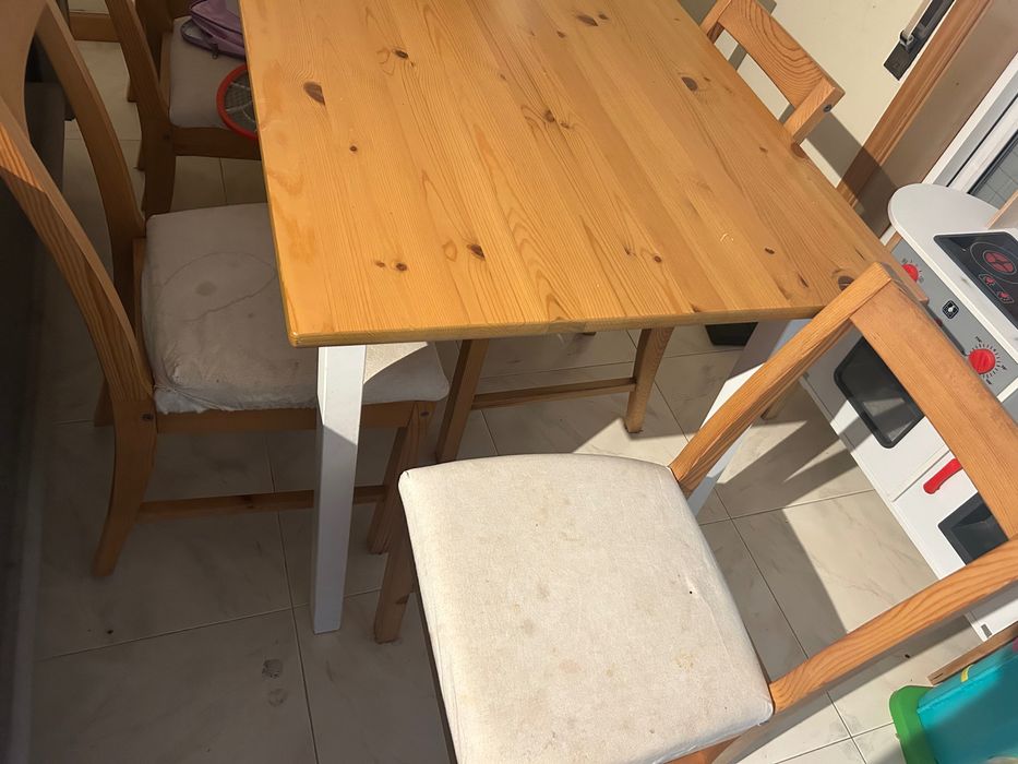 Conjunto de mesa e cadeiras Ikea PINNTORP