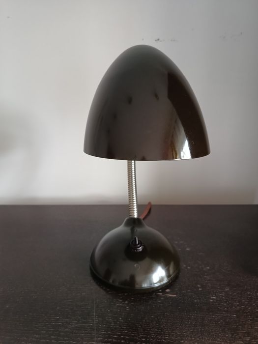 Lampa biurkowa Bauhaus bakelit