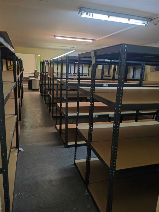 Magazyn 390 m/2, III piętro, Marynarska 14.