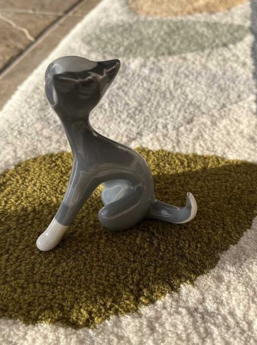 Siedzacy kot Cmielow Projekt Zofia Zdana Kosicka 1951