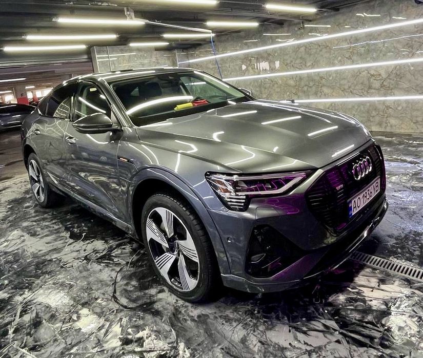 Audi e-tron 2020 VIN WA13AAGE4MB020984 фото оголошення 2 з 22