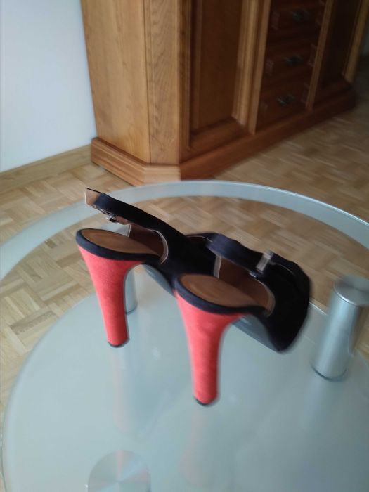 Buty damskie r.36