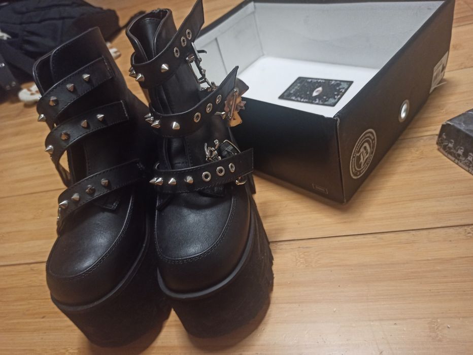 Demonia ASHES-55 готичне альт взуття на платформі