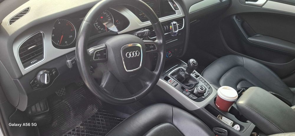 Audi a4 b8 2010 rok