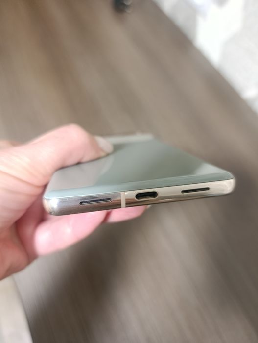 Продам смартфон Google Pixel 7 Pro  12/128 Gb.  Є дефект.