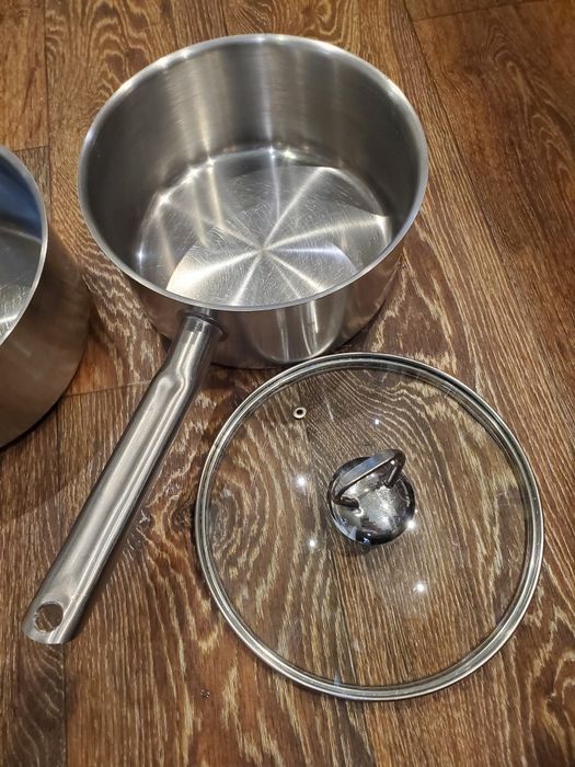 Продам кастрюльки 3литра