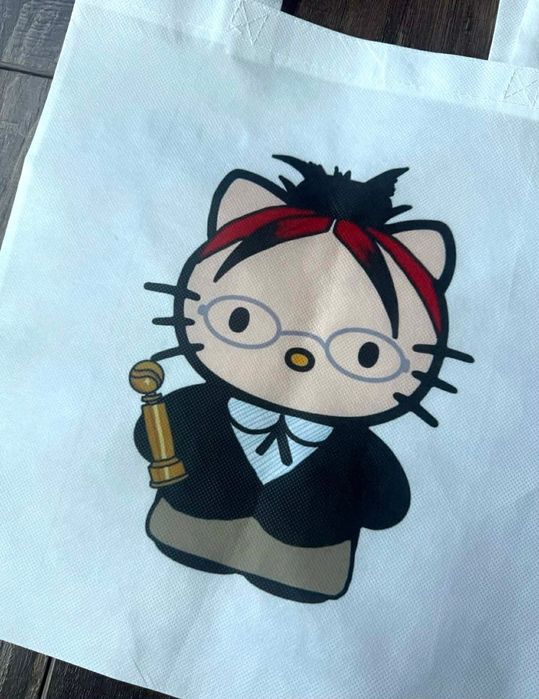 Torebka torba tote bag materiał non woven hello kitty billie eilish