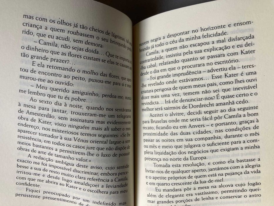Duas Novelas Eróticas, de M. Teixeira Gomes