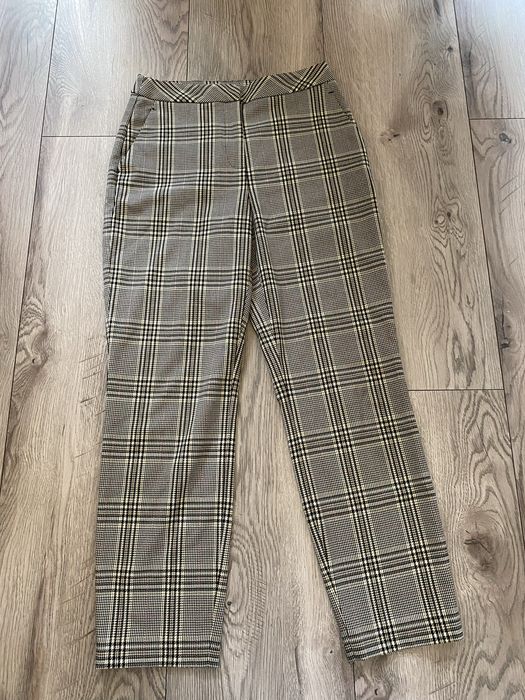 Eleganckie spodnie proste w kratę H&M