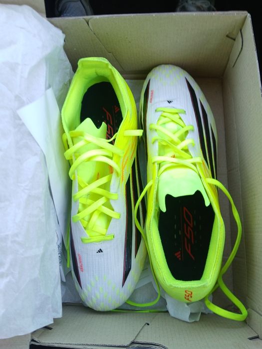 Chuteiras Adidas F50 Pro MG – Tamanho 42 2/3 (Como Novas) Aceito trocas por trotinete eletrica  e preço