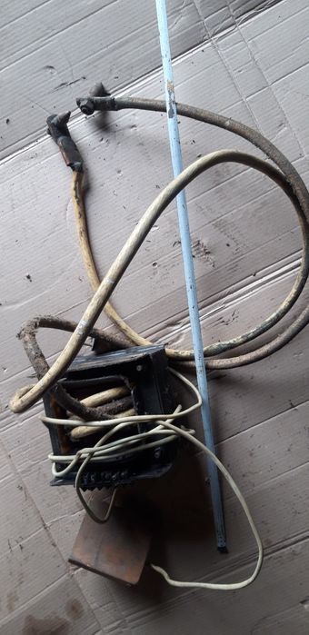 Апарат зварювальний контактний