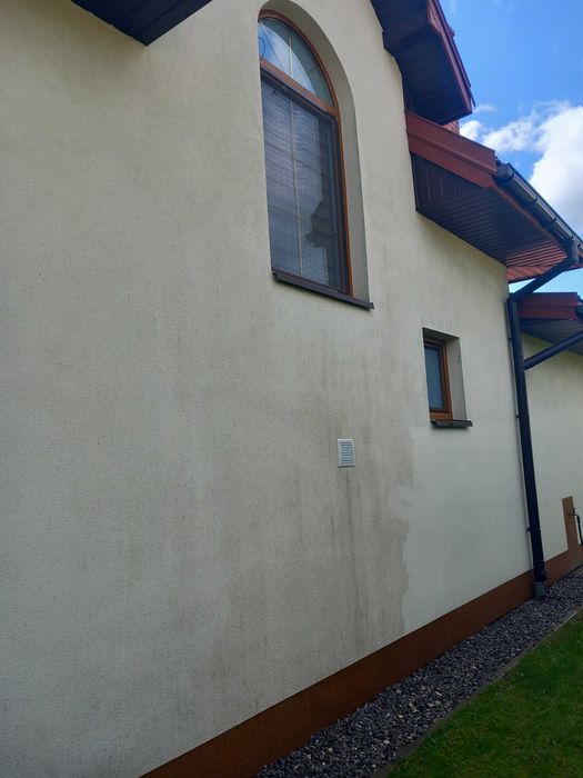 Mycie dachów elewacji kostki brukowej płotów