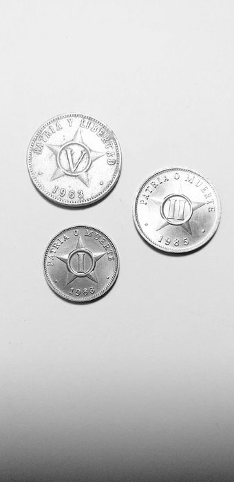 Moedas de Cuba - 2 , 1 e 5 Centavos