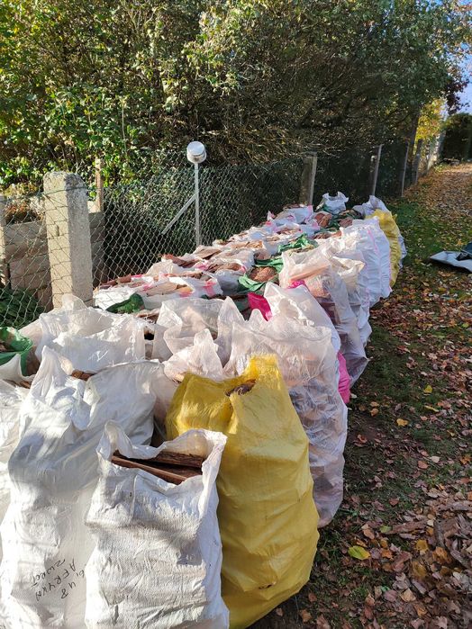 Drewno opałowe w workach