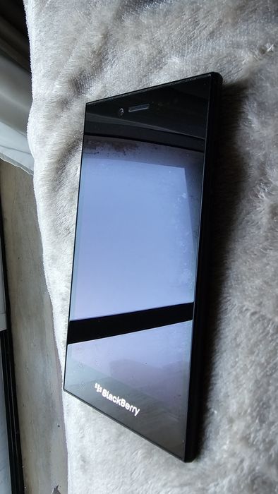 Smartphone Blackberry leap desbloqueado 16 GB