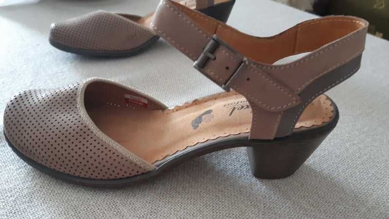 Skórzane sandały Axel beżowe