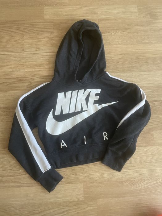 Krótka bluza nike oryginalna
