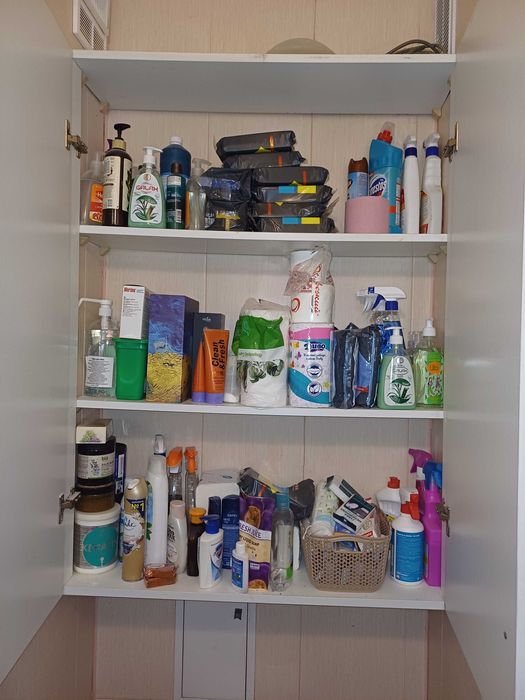 поличка (шафка) підвісна