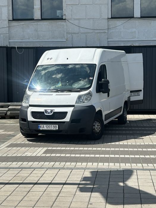 Пежо Боксер вантажний автомобіль