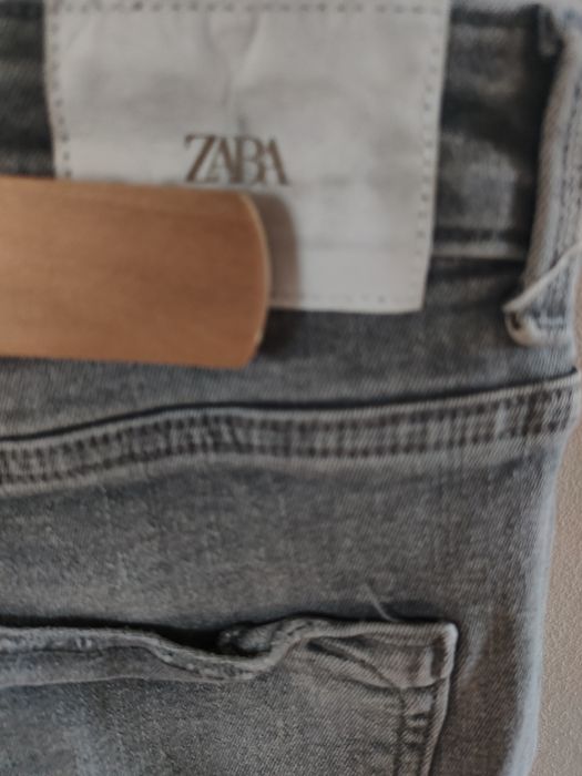 Spodnie damskie proste Zara