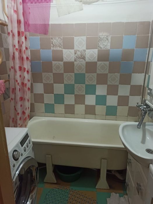 Здам однокімнатну квартиру в центрі по вулиці Лятошинського