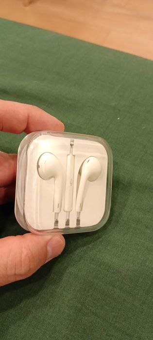 Гарнітура EarPods with 3.5mm Headphone Plug (MWU53ZM/A)
