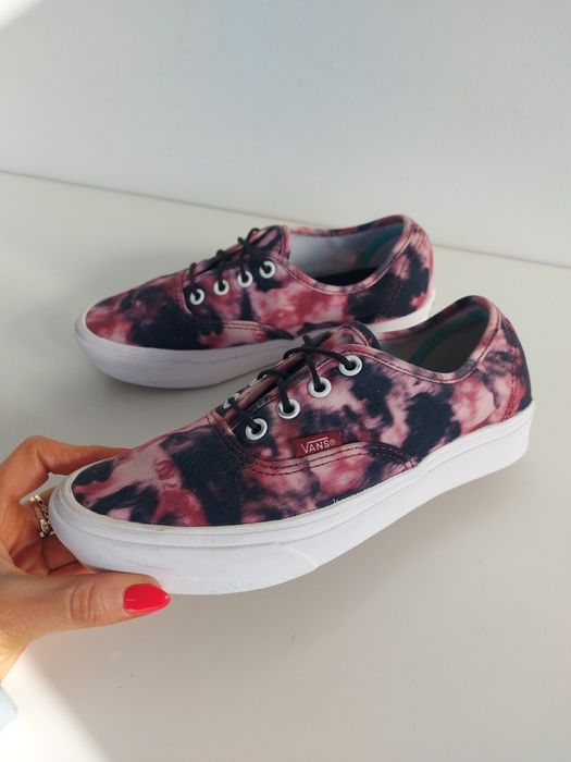 Buty trampki Vans Comfycush w rozmiarze 36