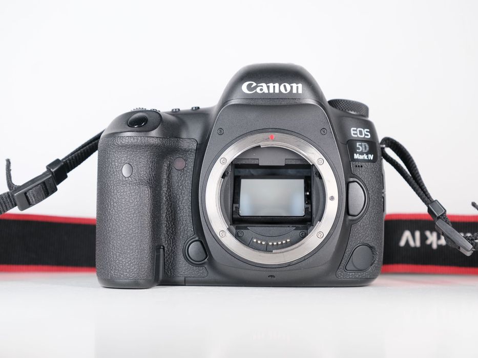 Canon 5D Mark 4 фотоапарати купити на OLX.ua