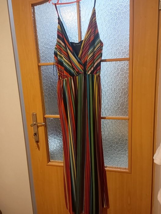 Sukienka kolorowa MIDI