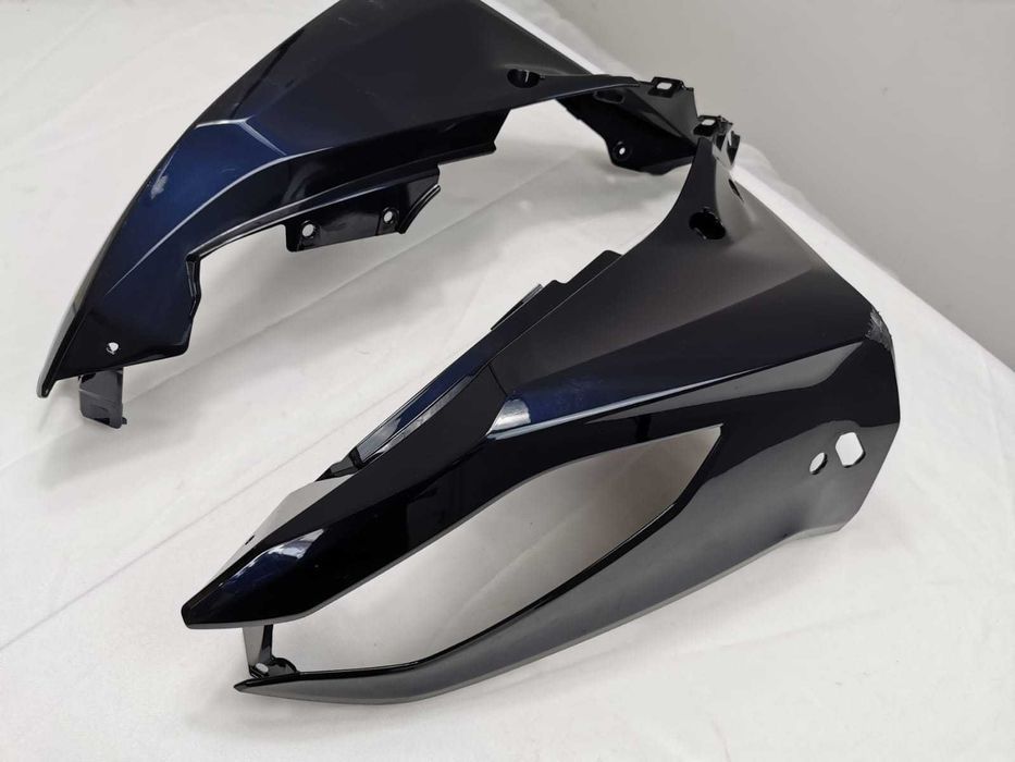 Owiewka czacha  Prawa Strona BMW R 1250 RS K54