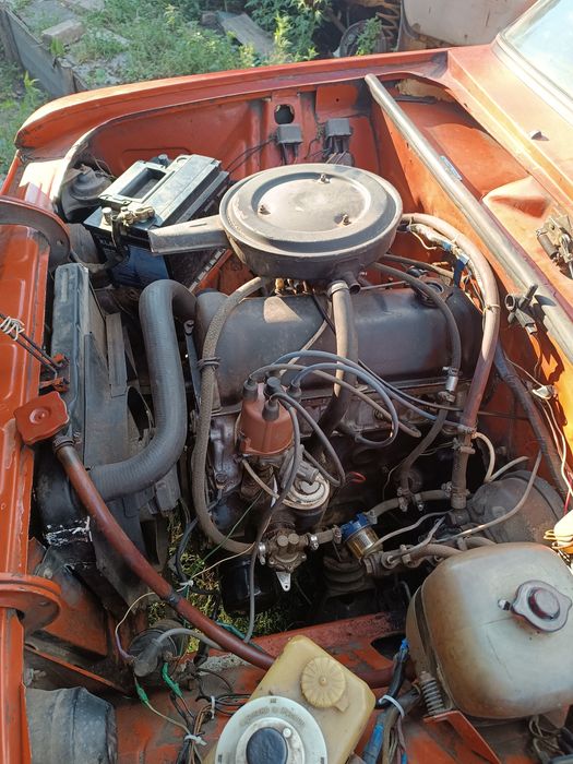 Продам ВАЗ  2103