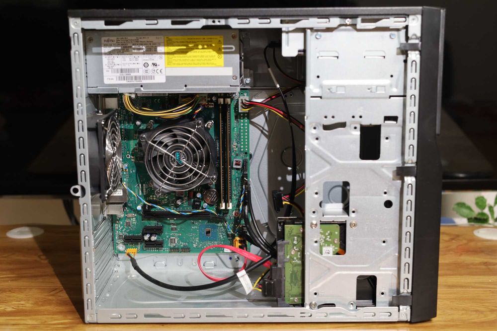 комп'ютер intel core i5-6500/8Gb DDR4/500Gb hdd Fujitsu esprimo