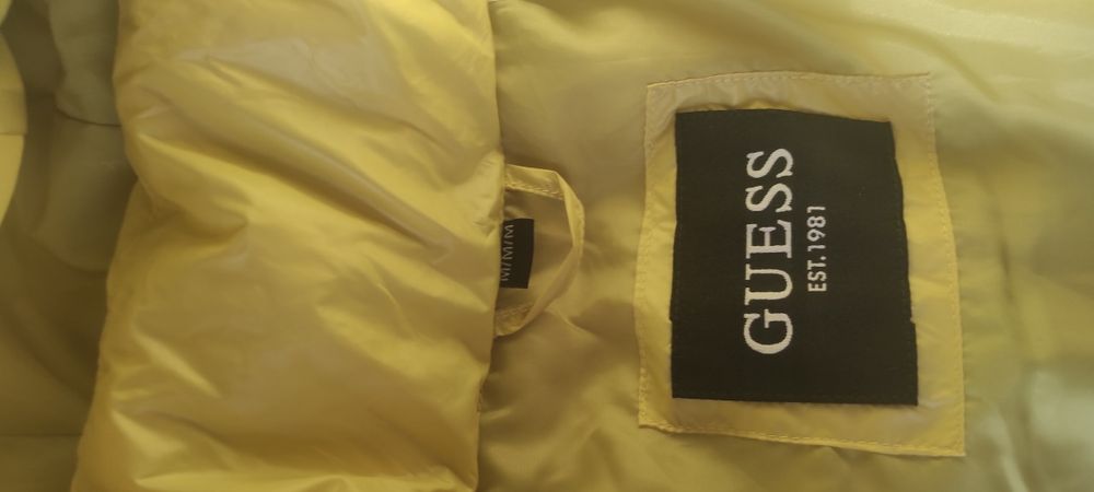 Kurtka GUESS  rozmiar M