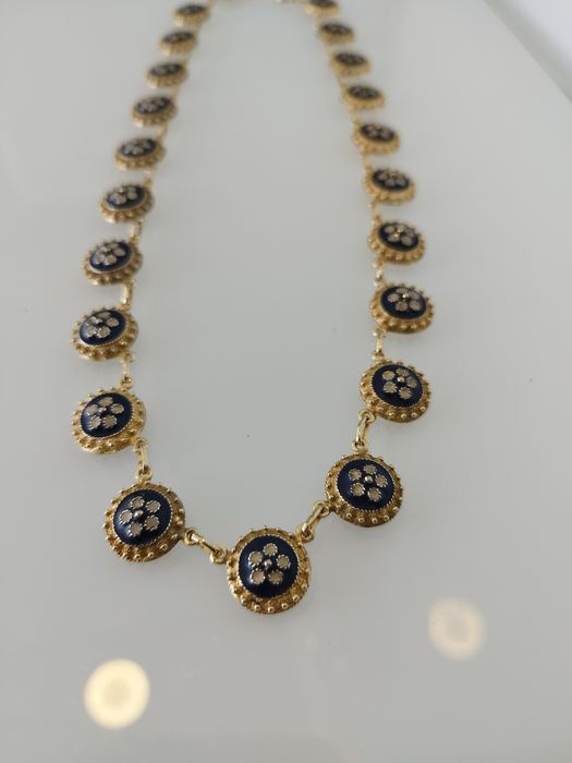 Colar dourado em prata 925