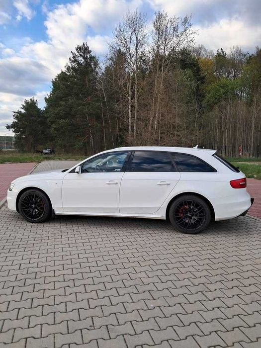 Audi a4b8 Avant Quattro s-Line 2.0TDI 150km