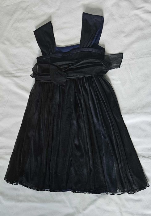 Elegancka sukienka rozm. 140