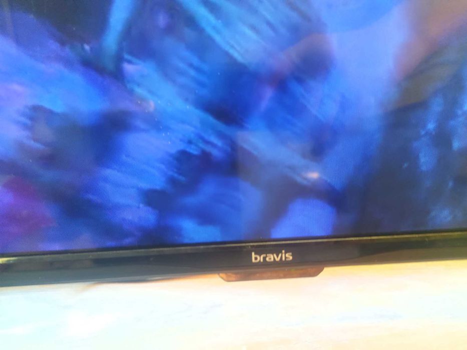 Телевізор bravis