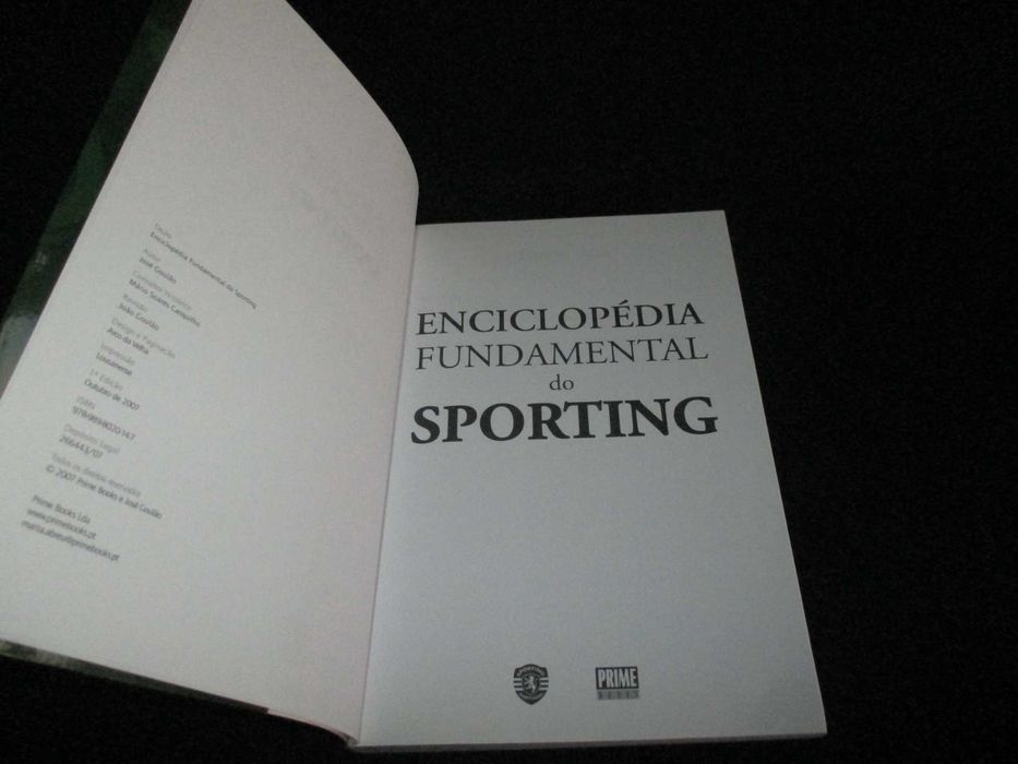 Livro Enciclopédia Fundamental do Sporting José Goulão 1ª edição 2007