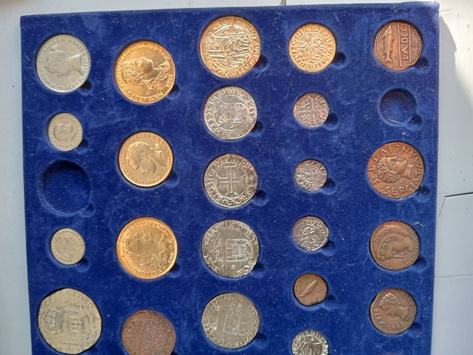 Vendo réplicas de moedas portuguesas