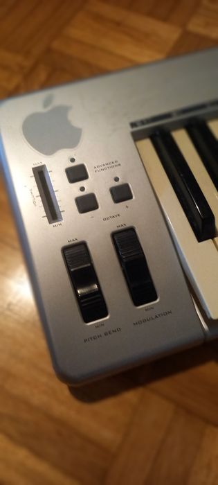 M-Audio Keystation 49e – Teclado Controlador MIDI 49 Teclas