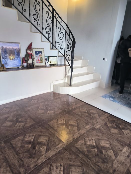 Продам дуплекс в центрі міста