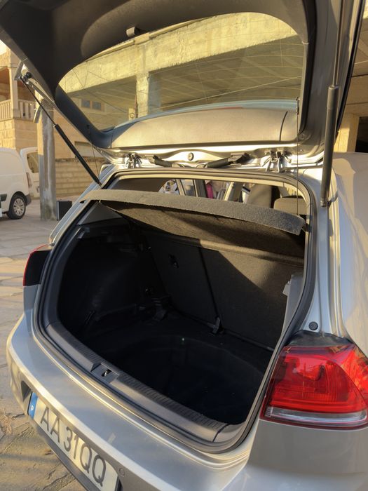 Volkswagen Golf 7 - 1.6 Tdi - Caixa 6 velocidades
