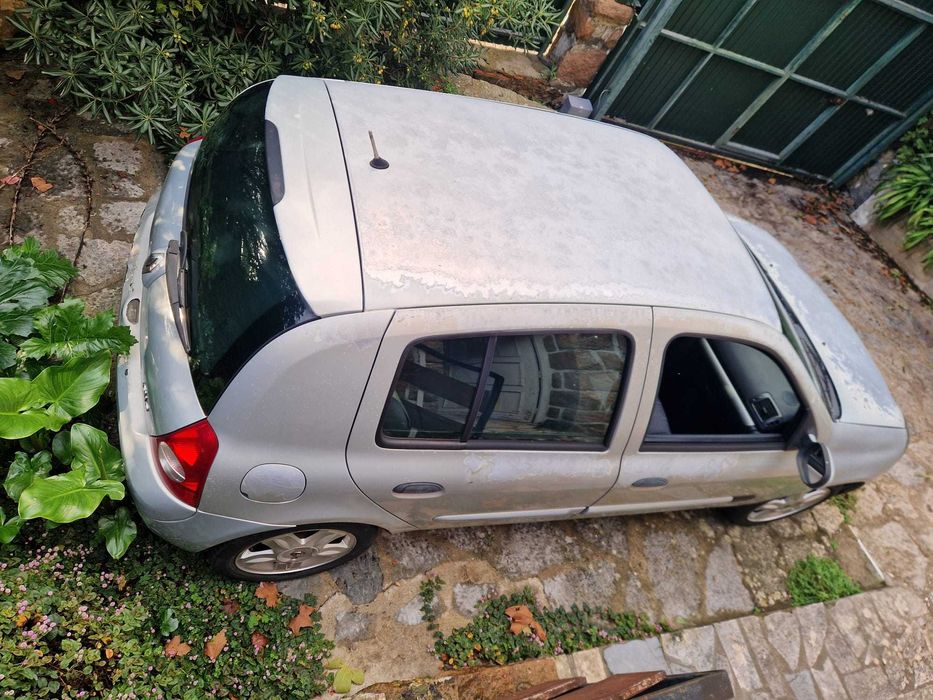 Renault Clio 2 1.2 16v