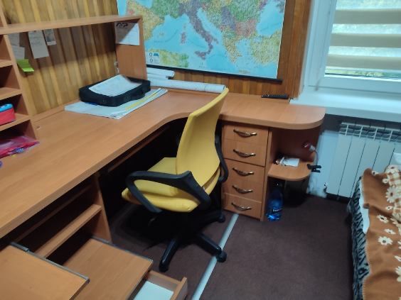 Biurko dwustanowiskowe + krzesła