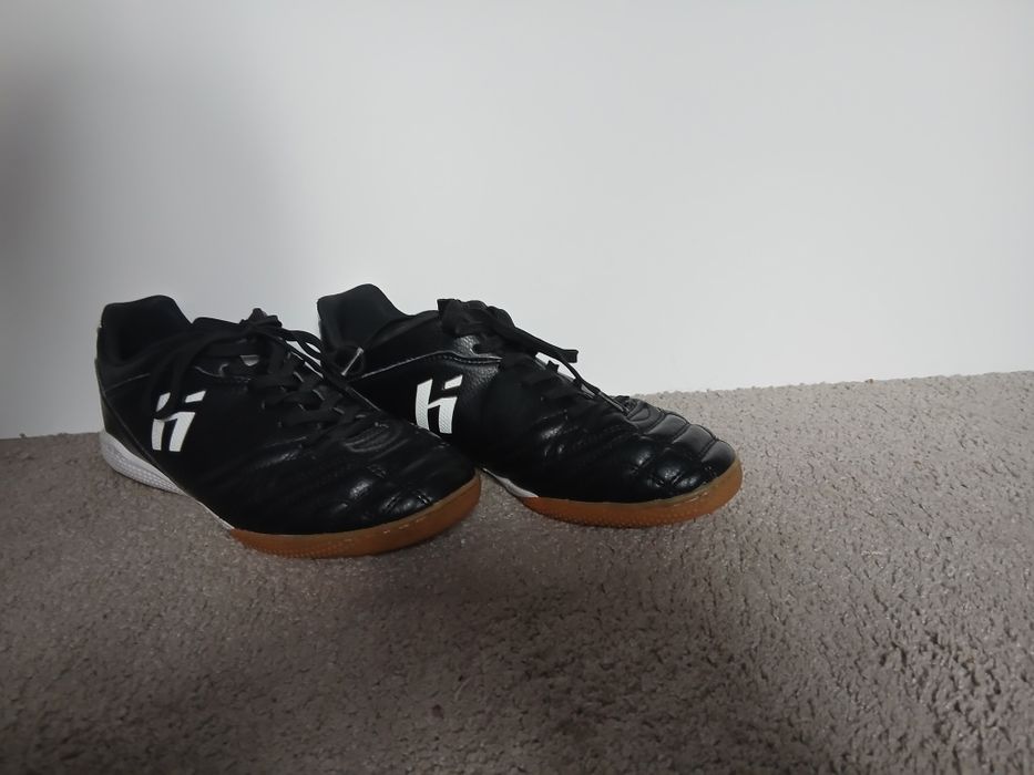 Sprzeda. Buty halowki