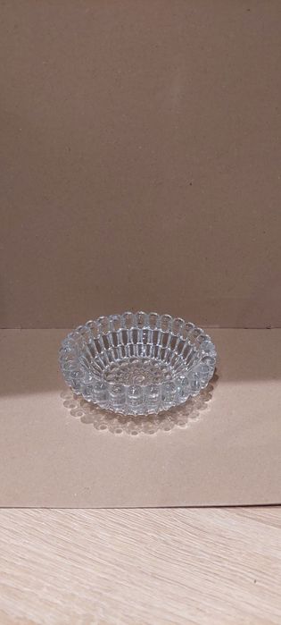 u26-szklana popielniczka PRL