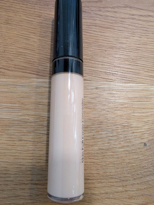 Korektor pod oczy - Bobbi Brown Skin Full Cover, Sand